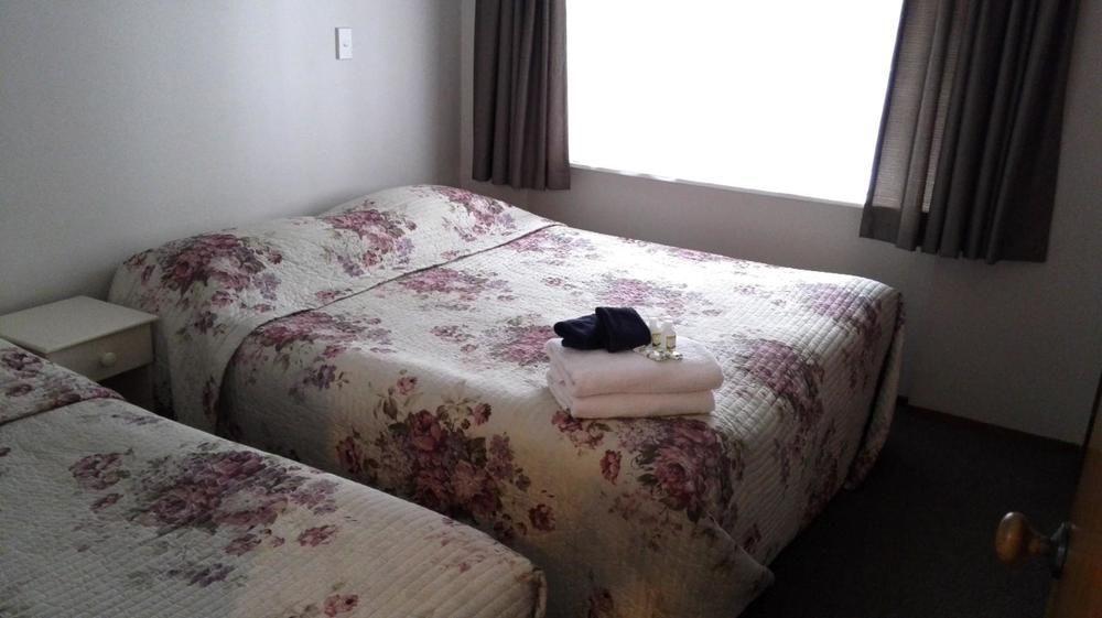 Browns Bay Olive Tree Motel & Apartment Okura Bush Kültér fotó